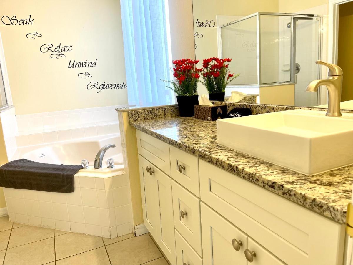 Disney Dream With Hot Tub, Pool, Xbox, Games Room, Lakeview, 10 Min To Disney, Clubhouse คิสซิมมี ภายนอก รูปภาพ